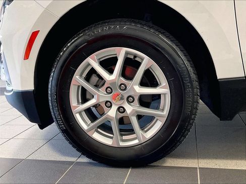 Used 2024 Chevrolet Equinox LT AWD/4WD image 7
