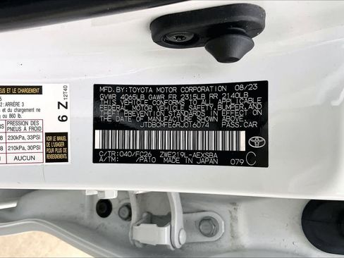 Used 2024 Toyota Corolla SE image 36