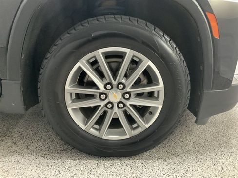Used 2023 Chevrolet Traverse LT AWD/4WD image 13