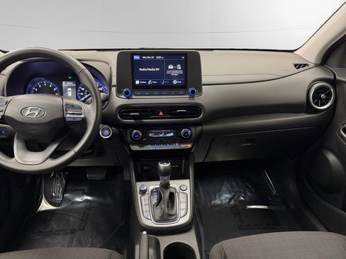 Used 2022 Hyundai Kona SEL w/ Convenience Package image 11