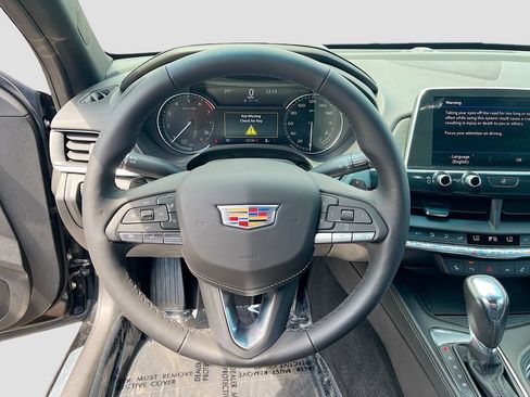 Used 2024 Cadillac CT4 Luxury w/ Cold Weather Package AWD/4WD image 11