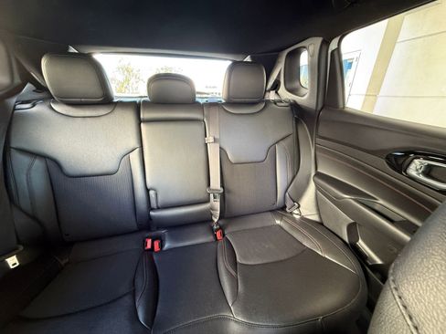 Used 2025 Jeep Compass Trailhawk w/ Trailer Tow Group image 37