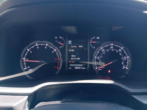 Used 2023 Toyota 4Runner TRD Off-Road Premium w/ Off Road Premium Plus Package image 10