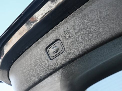 Certified 2024 Ford Edge SEL w/ Convenience Package image 18