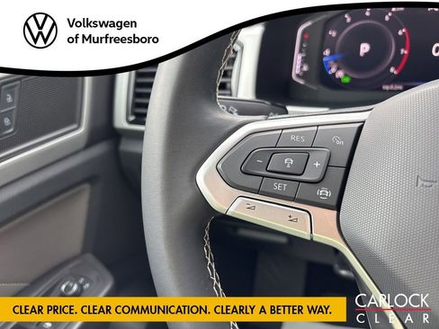 Used 2023 Volkswagen Atlas SE w/ Panoramic Sunroof Package FWD image 19