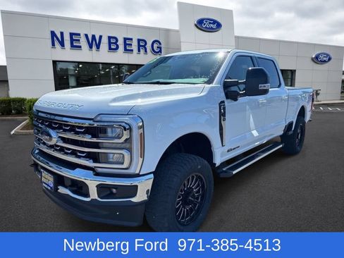 Used 2025 Ford F350 Lariat w/ FX4 Off-Road Package AWD/4WD image 1