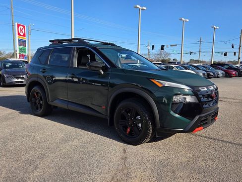 New 2026 Nissan Rogue SV AWD/4WD image 16