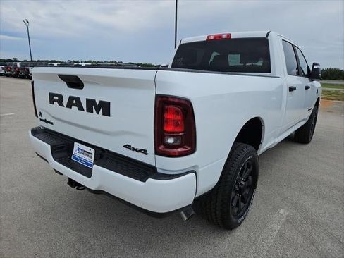 New 2026 RAM 2500 Lone Star AWD/4WD image 37