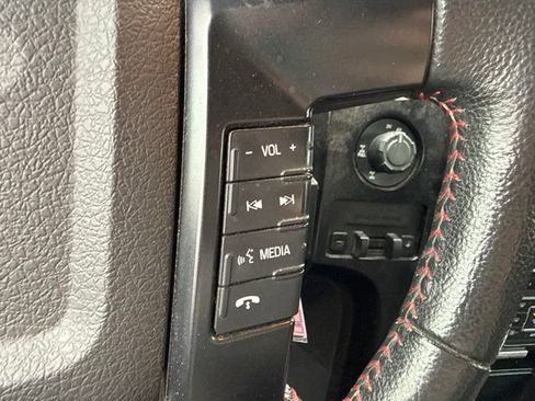 Used 2014 Ford F150 FX4 w/ Equipment Group 402A Luxury AWD/4WD image 18