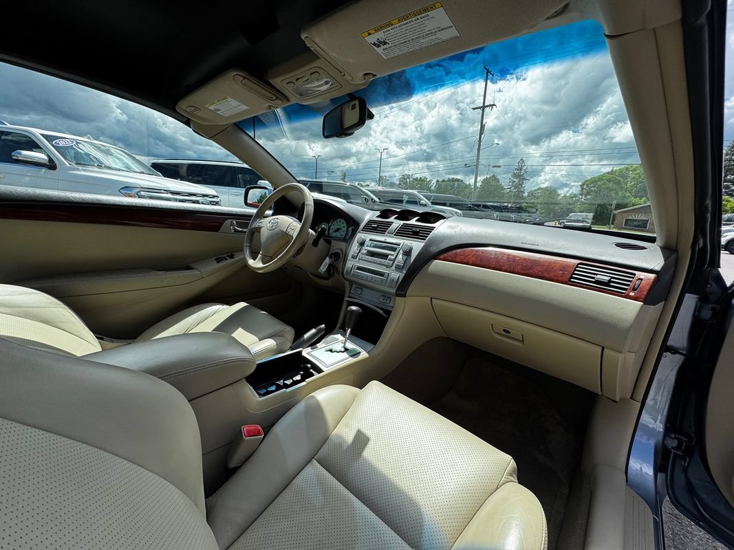 Used 2006 Toyota Solara SLE FWD image 28
