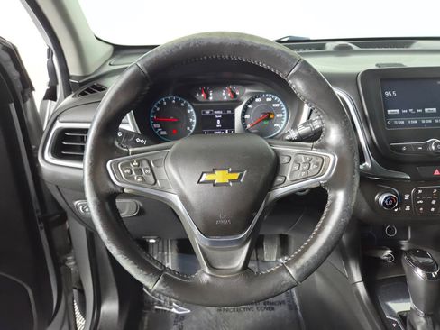 Used 2018 Chevrolet Equinox LT FWD image 25