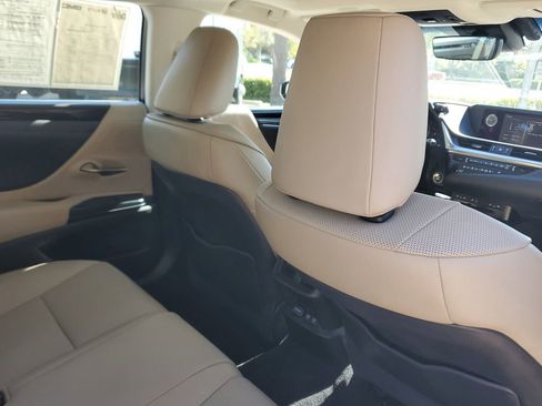 Used 2020 Lexus ES 350 w/ Premium Package FWD image 25