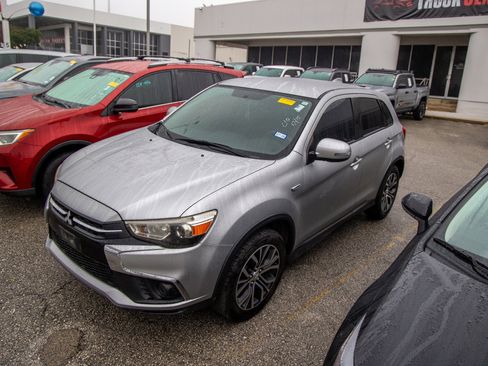Used 2019 Mitsubishi Outlander Sport FWD image 3