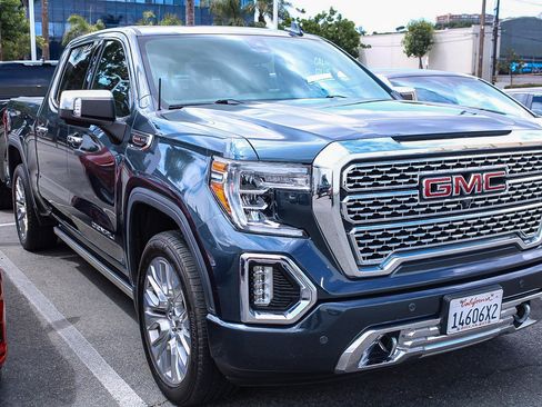 Used 2020 GMC Sierra 1500 Denali w/ Denali Ultimate Package AWD/4WD image 3