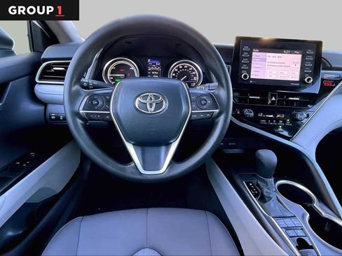 Used 2024 Toyota Camry LE FWD image 6
