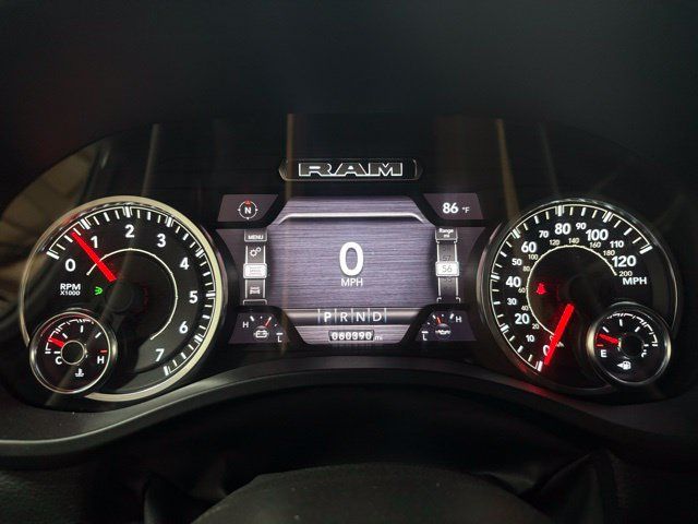 Used 2024 RAM 1500 Laramie AWD/4WD image 21