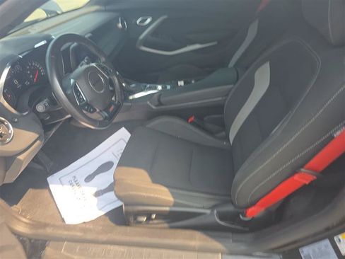 Used 2022 Chevrolet Camaro SS RWD image 8