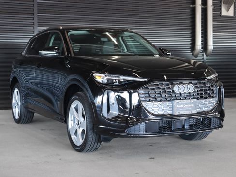 New 2025 Audi Q5 Premium Plus image 12