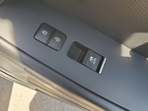 Used 2015 Hyundai Genesis 3.8 w/ Option Group 04 image 36