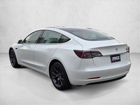 Used 2019 Tesla Model 3 Standard Range Plus image 8