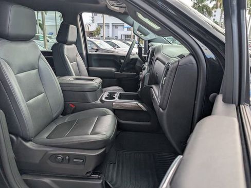 Used 2022 Chevrolet Silverado 2500 LTZ w/ LTZ Convenience Package image 21