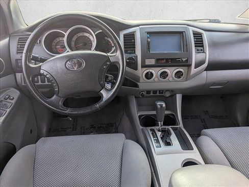 Used 2011 Toyota Tacoma 4x4 Double Cab w/ TRD Sport Pkg w/JBL Audio image 15