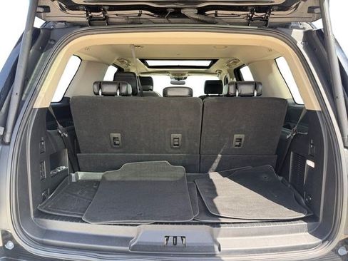 Used 2019 Ford Expedition Platinum RWD image 18