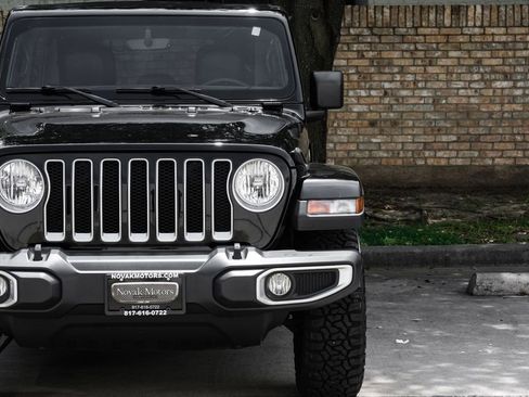 Used 2022 Jeep Wrangler Unlimited Sahara AWD/4WD image 58