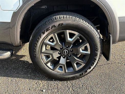 Used 2024 Nissan Titan Platinum Reserve w/ Moonroof Package image 79