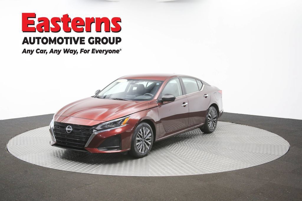 Used 2025 Nissan Altima 2.5 SV FWD image 53