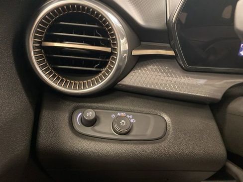 Certified 2024 Chevrolet Trax ACTIV w/ Sunroof Package image 20