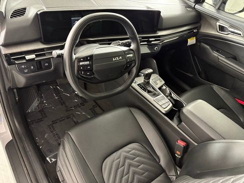New 2026 Kia Sportage X-Line w/ X-Line Premium Package image 17
