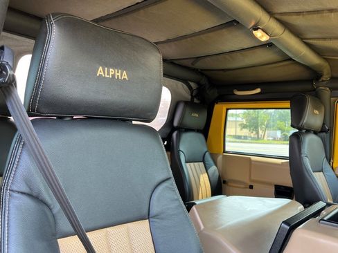 Used 1999 HUMMER H1 4-Door Open Top image 10