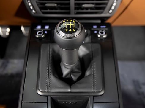 Certified 2026 Porsche 911 GT3 RWD image 28