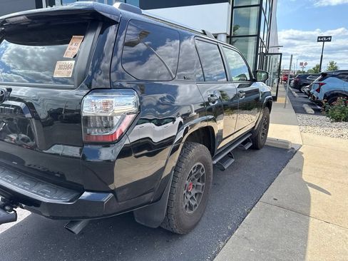 Used 2022 Toyota 4Runner SR5 w/ TRD Black Wheel Package (TMS) AWD/4WD image 4