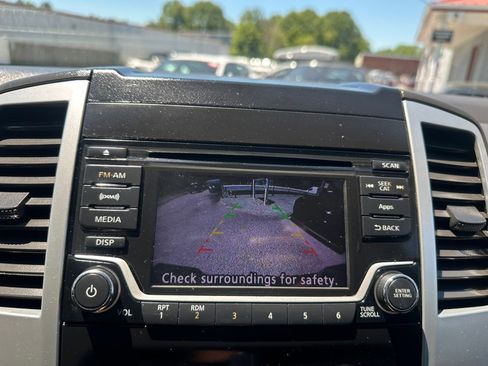 Used 2016 Nissan Frontier SV w/ SV Value Truck Package AWD/4WD image 22