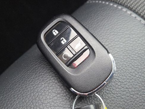 Used 2023 Honda Pilot EX-L image 34