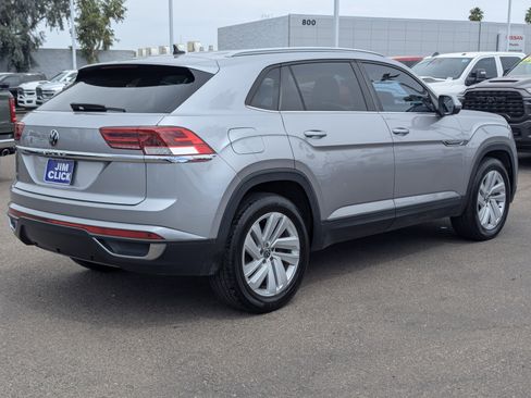 Used 2021 Volkswagen Atlas Cross Sport SE w/ Luggage Net & Mats Package FWD image 2