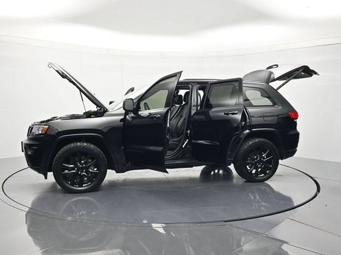 Used 2021 Jeep Grand Cherokee Laredo X AWD/4WD image 48