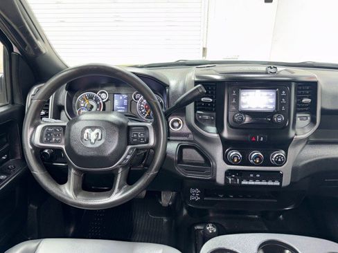 Used 2022 RAM 3500 Tradesman w/ Chrome Appearance Group AWD/4WD image 14