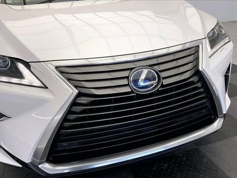 Used 2018 Lexus RX 450h AWD w/ Premium Package image 31