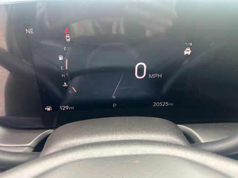 Used 2024 Buick Encore GX Preferred FWD image 16