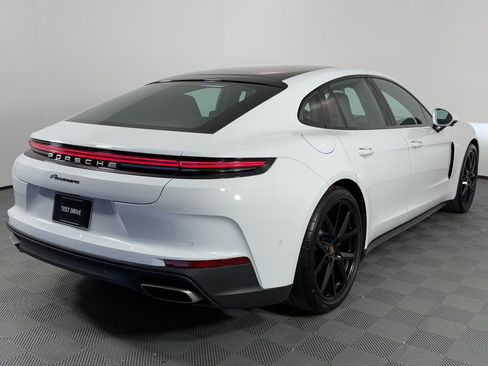 Certified 2025 Porsche Panamera image 7