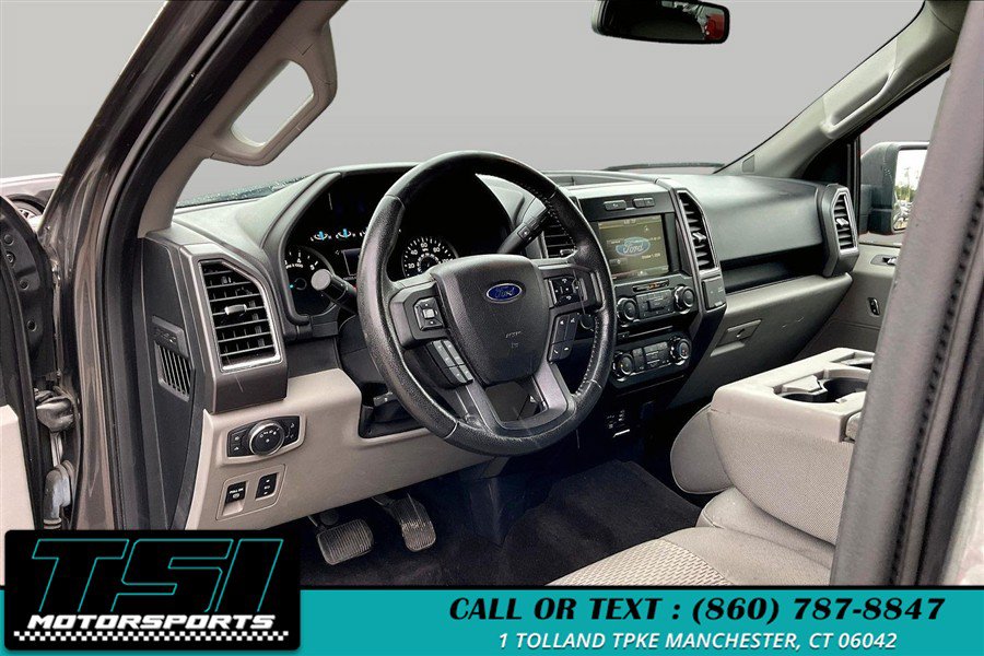 Used 2015 Ford F150 XLT w/ Equipment Group 302A Luxury AWD/4WD image 12