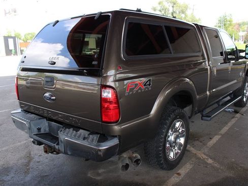 Used 2016 Ford F250 Lariat w/ Lariat Ultimate Package AWD/4WD image 8