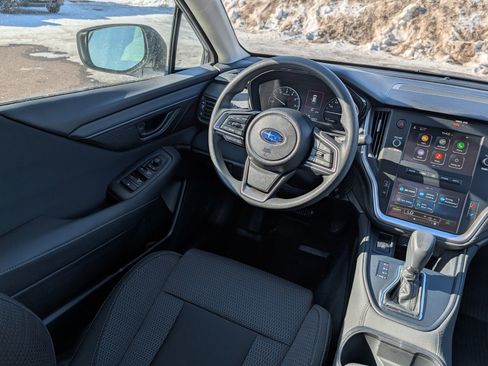 Certified 2025 Subaru Outback image 9