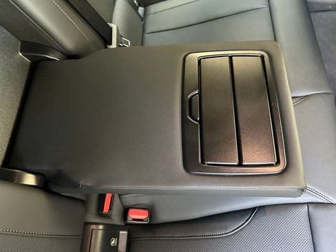 Used 2024 BMW i4 eDrive40 w/ Premium Package RWD image 31