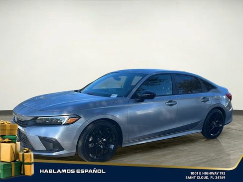 Used 2023 Honda Civic Sport image 2