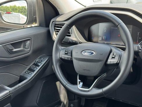 Used 2023 Ford Escape Active w/ Tech Pack #1 FWD image 12