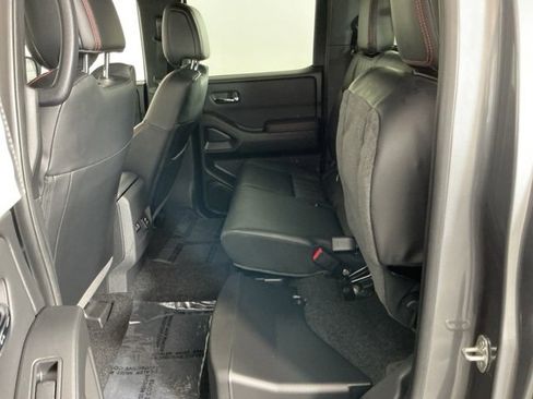 Used 2023 Nissan Frontier PRO-4X w/ Pro-4X Premium Package image 26